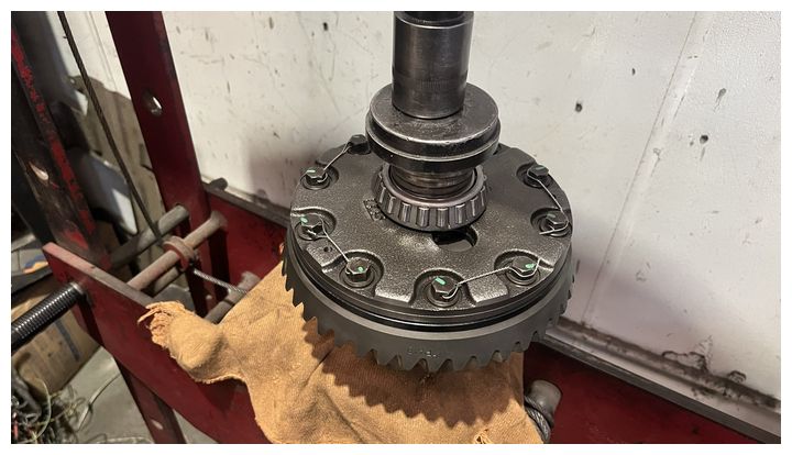 R7-11-14-K-SE3P-5.jpg R7-11-14-K-SE3P-5.jpg