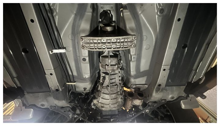 R8-3-25-Y-ALTEZZA-11.jpg R8-3-25-Y-ALTEZZA-11.jpg