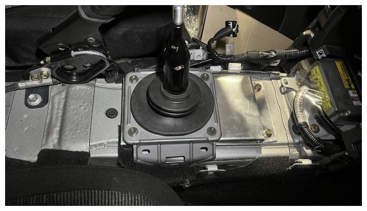 R8-3-25-Y-ALTEZZA-14.jpg R8-3-25-Y-ALTEZZA-14.jpg